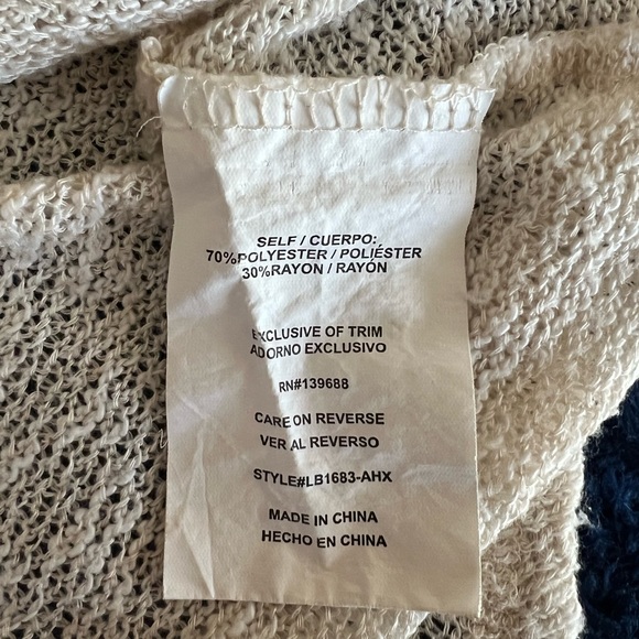 Coco & Jaimeson Sweater - Picture 6 of 6